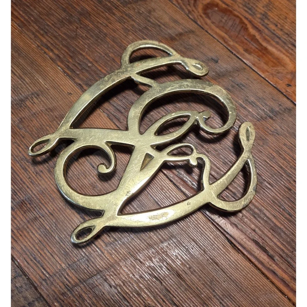Vintage 1976 Virginia Metalcraft Brass Trivet - Geo. Washington Cypher